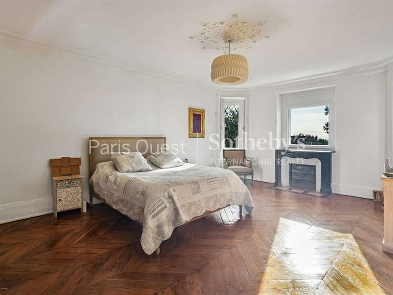 Maison Enghien-les-Bains - 6 chambres - 397m²