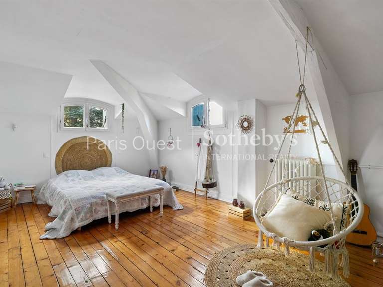 Maison Enghien-les-Bains - 6 chambres - 397m²