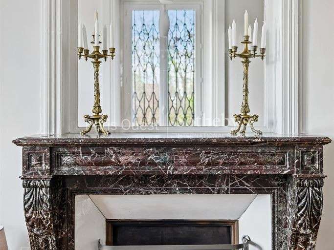 Maison Enghien-les-Bains - 6 chambres - 397m²