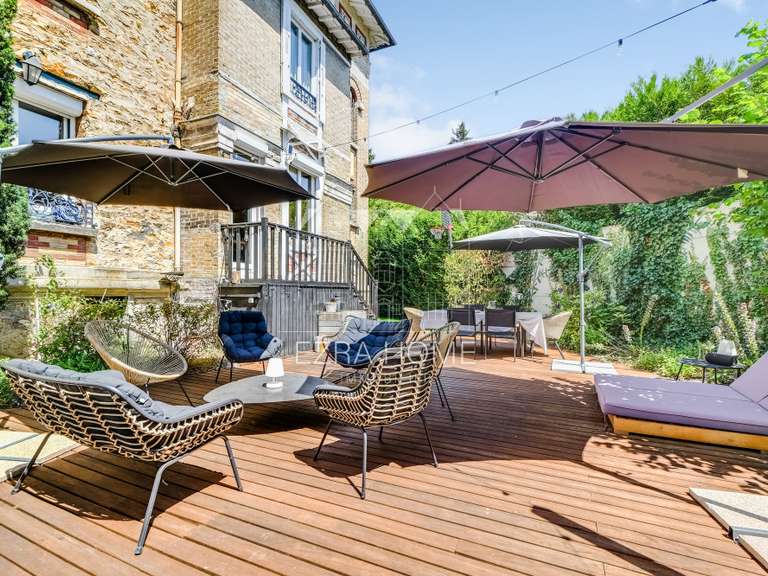 Maison Enghien-les-Bains - 4 chambres - 218m²