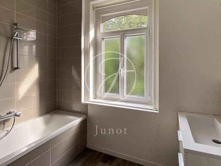 Maison Englos - 5 chambres - 215m²