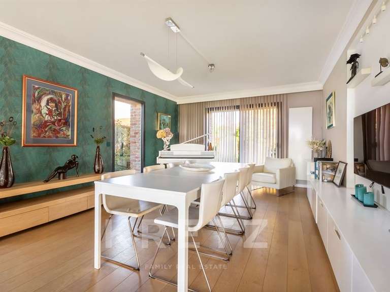 Maison Ennetières-en-Weppes - 4 chambres - 268m²