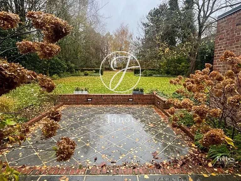 House Ennetières-en-Weppes - 5 bedrooms - 206m²