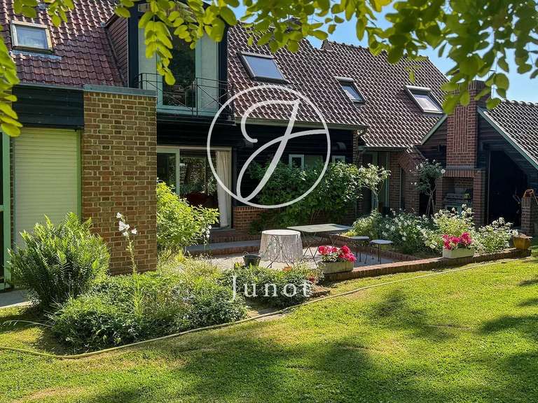 House Ennetières-en-Weppes - 5 bedrooms - 206m²