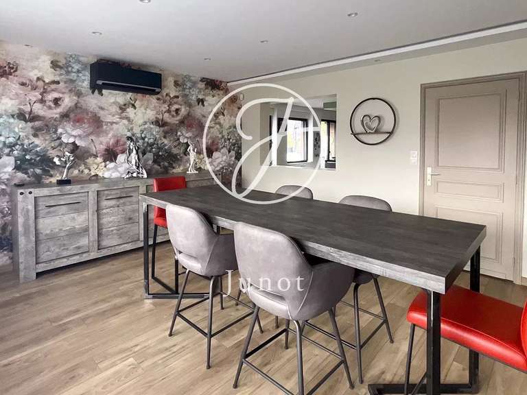 Maison Ennetières-en-Weppes - 6 chambres - 480m²