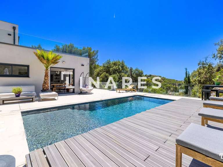 Maison Ensuès-la-Redonne - 4 chambres - 140m²