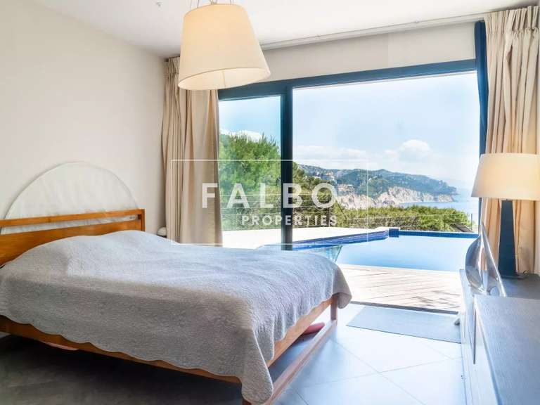 Maison Ensuès-la-Redonne - 4 chambres - 185m²