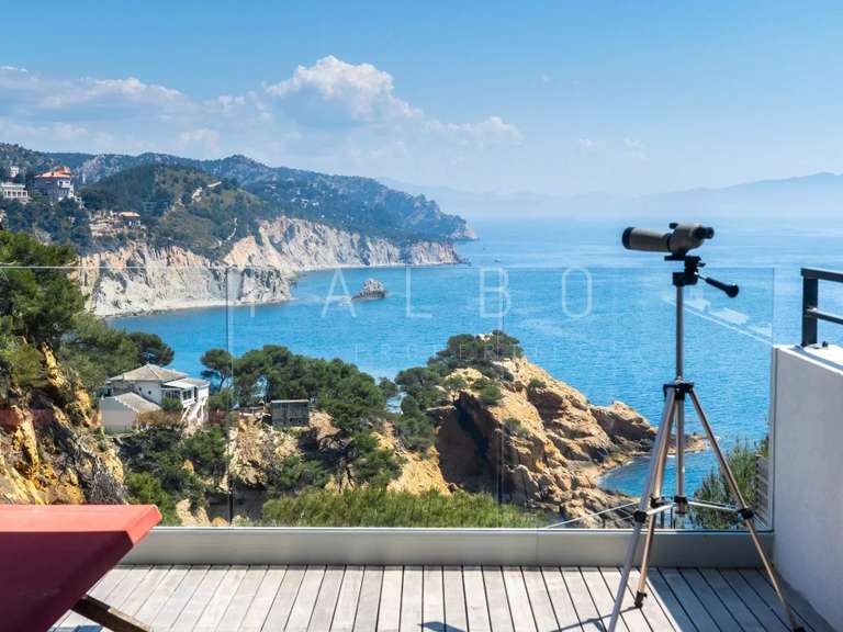 Maison Ensuès-la-Redonne - 4 chambres - 165m²