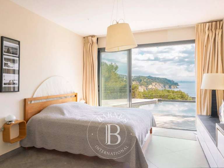 Villa with Sea view Ensuès-la-Redonne - 4 bedrooms - 165m²