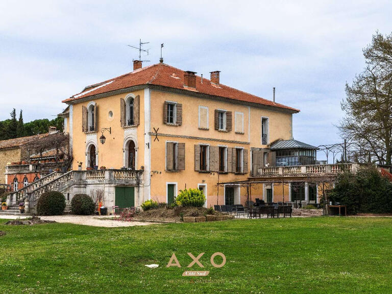 Property Entraigues-sur-la-Sorgue - 15 bedrooms