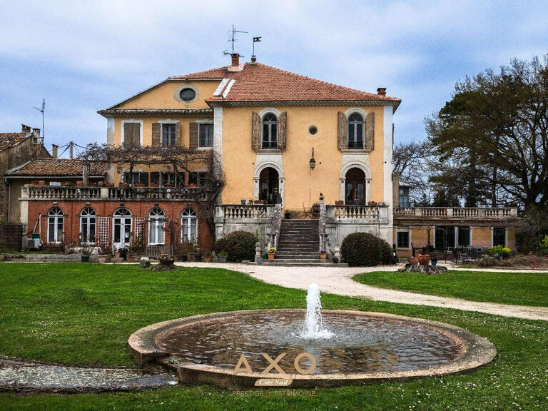 Property Entraigues-sur-la-Sorgue - 15 bedrooms