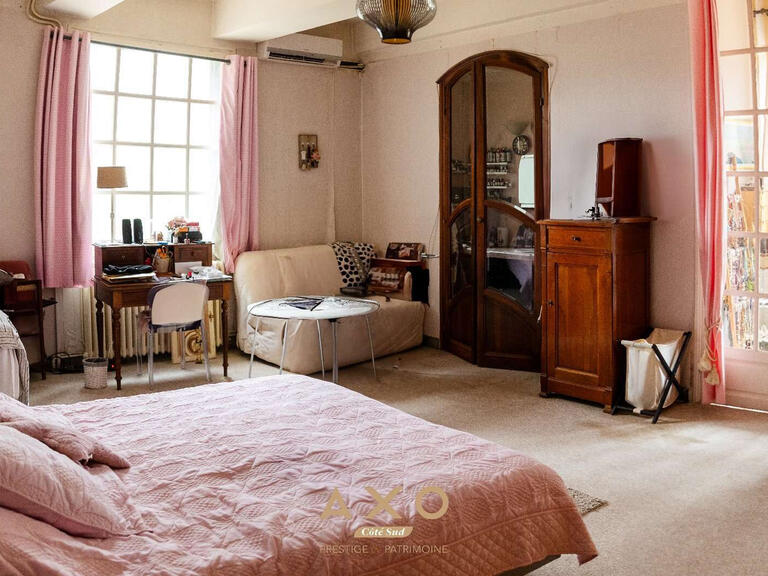 Property Entraigues-sur-la-Sorgue - 15 bedrooms