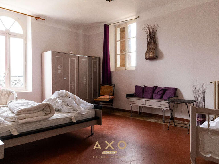 Property Entraigues-sur-la-Sorgue - 15 bedrooms