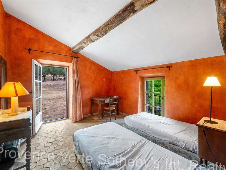 Maison Entrecasteaux - 6 chambres - 367m²