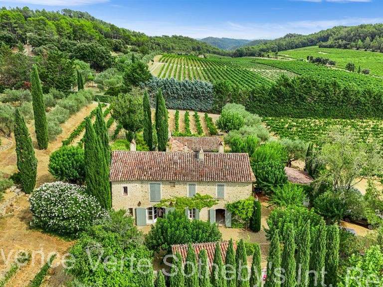 Maison Entrecasteaux - 6 chambres - 367m²