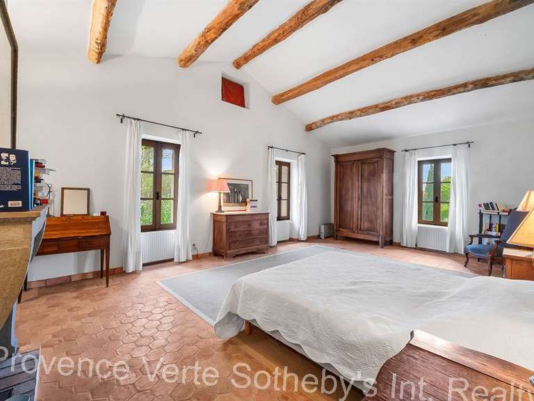 Maison Entrecasteaux - 6 chambres - 367m²