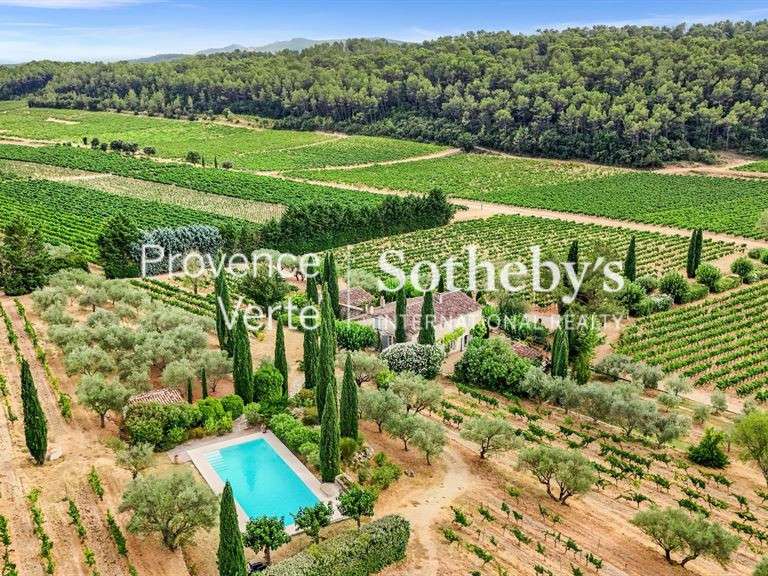 House Entrecasteaux - 6 bedrooms - 367m²