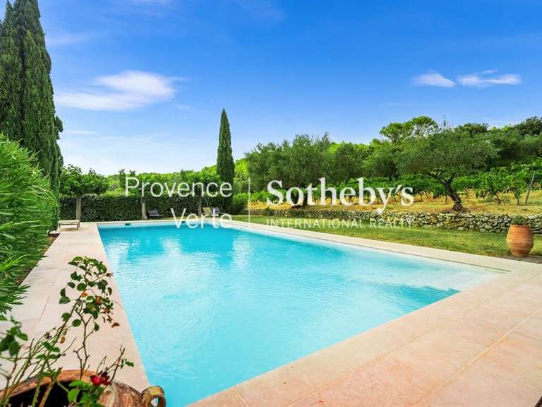 Maison Entrecasteaux - 6 chambres - 367m²