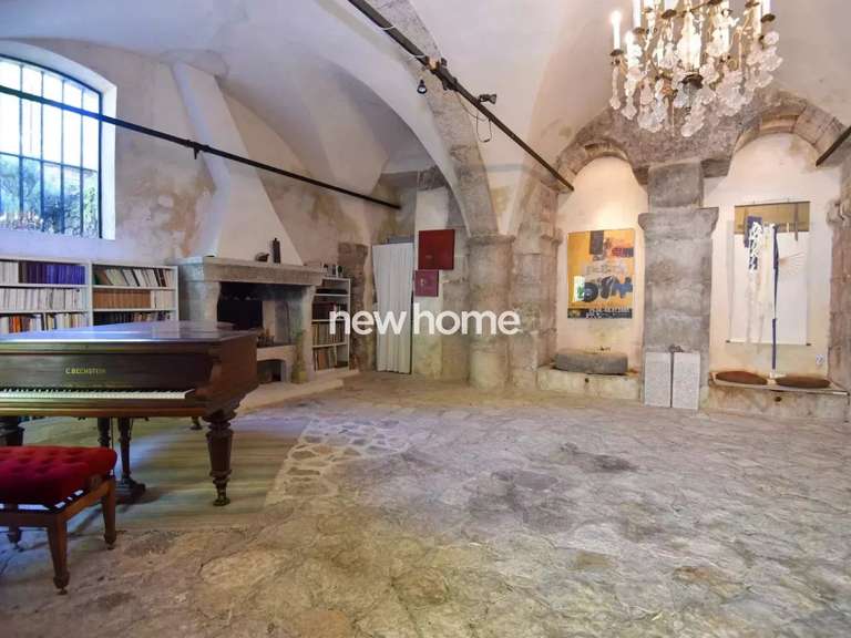 Maison Entrecasteaux - 3 chambres - 237m²