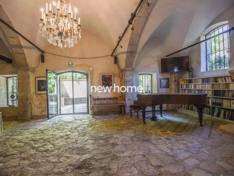 Maison Entrecasteaux - 3 chambres - 237m²