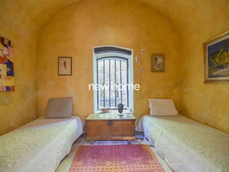 Maison Entrecasteaux - 3 chambres - 237m²