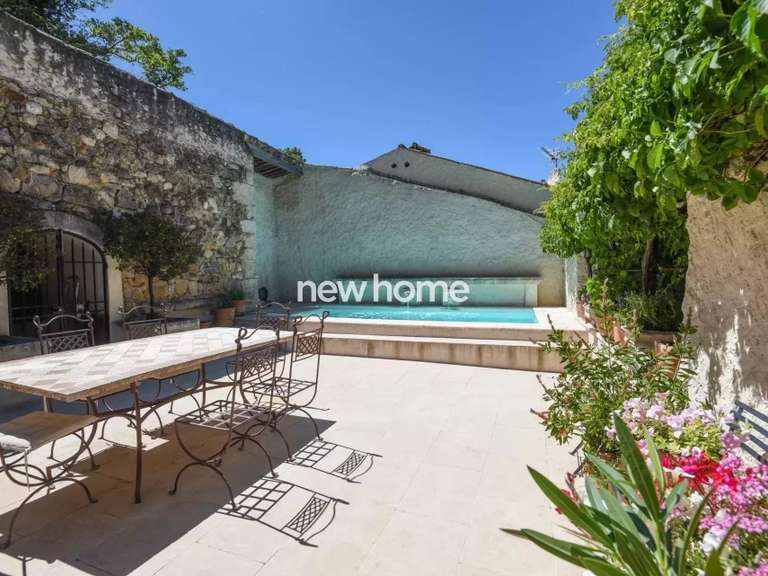 Maison Entrecasteaux - 3 chambres - 237m²