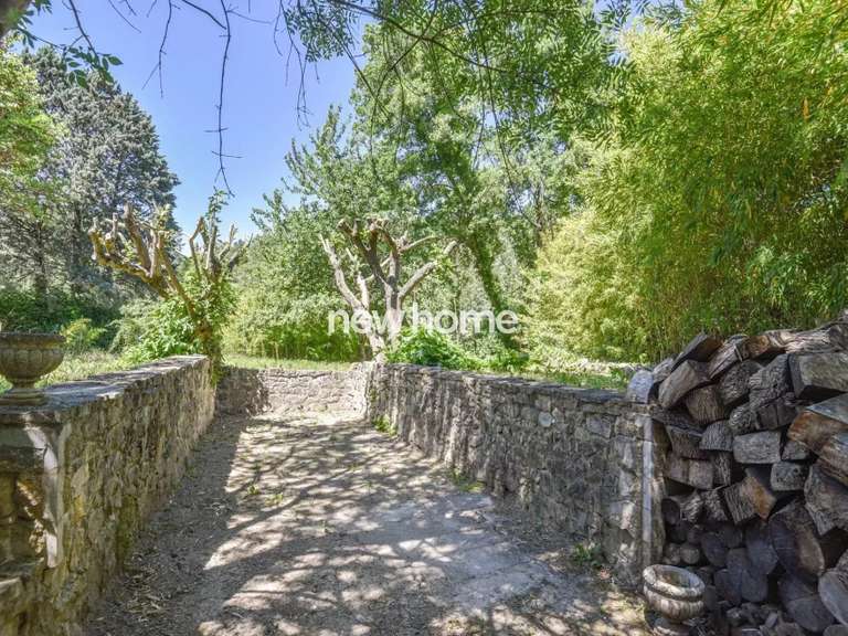 Maison Entrecasteaux - 3 chambres - 237m²