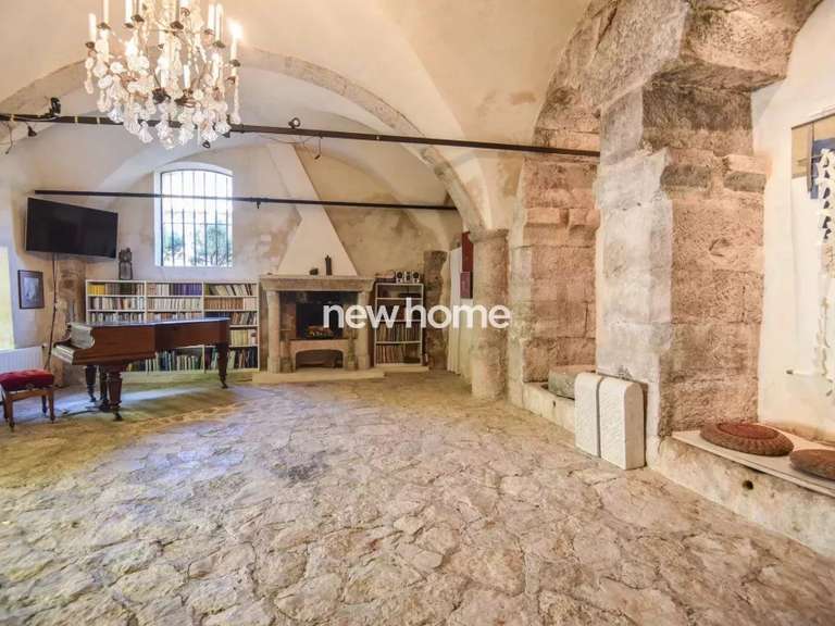 Maison Entrecasteaux - 3 chambres - 237m²