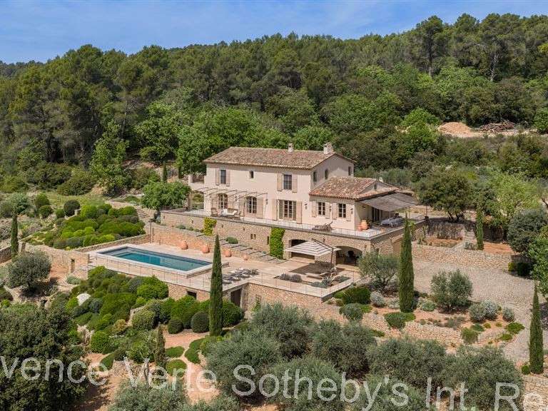 House Entrecasteaux - 3 bedrooms - 288m²