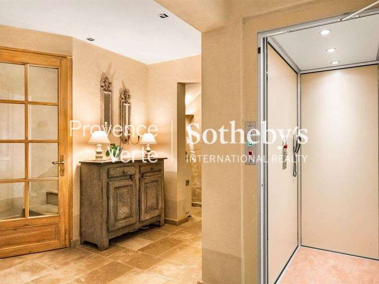 Maison Entrecasteaux - 3 chambres - 288m²