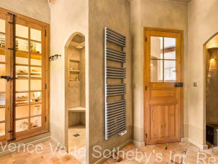 House Entrecasteaux - 3 bedrooms - 288m²