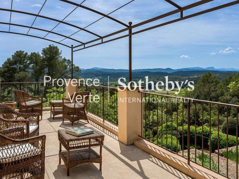 Maison Entrecasteaux - 3 chambres - 288m²