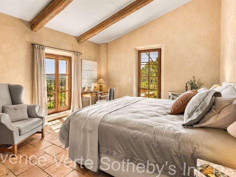 House Entrecasteaux - 3 bedrooms - 288m²