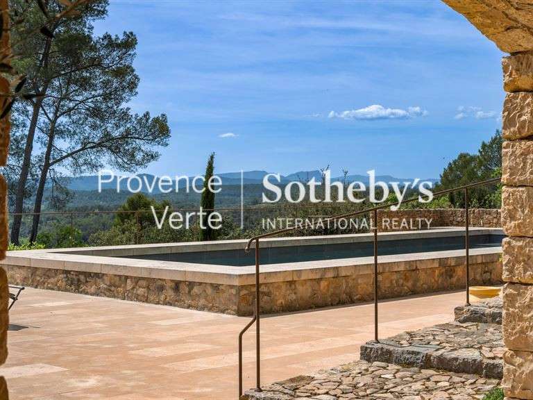 Maison Entrecasteaux - 3 chambres - 288m²