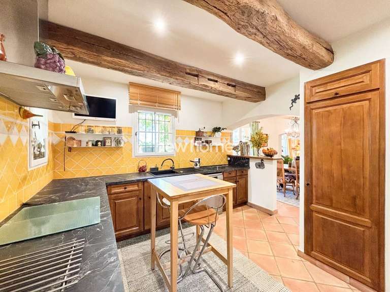 Maison Entrecasteaux - 4 chambres - 192m²