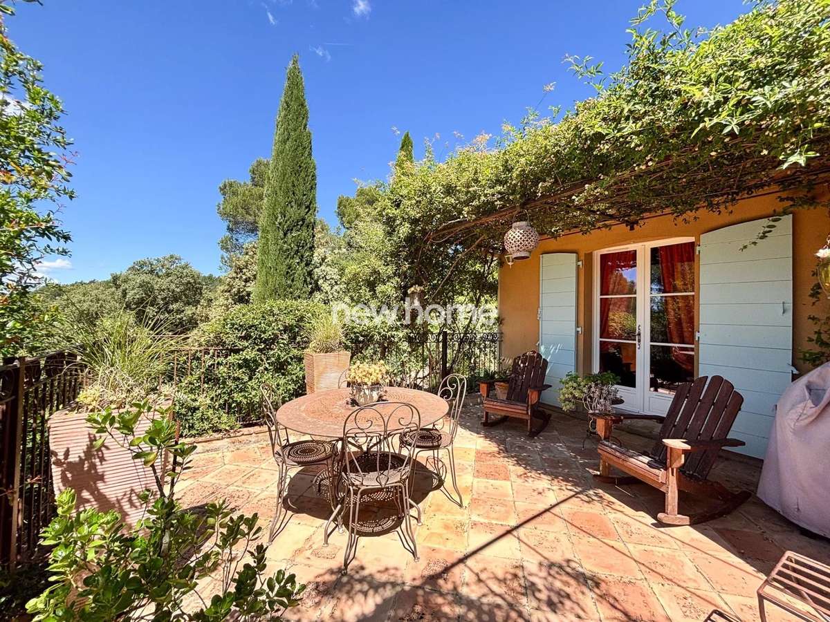Maison Entrecasteaux