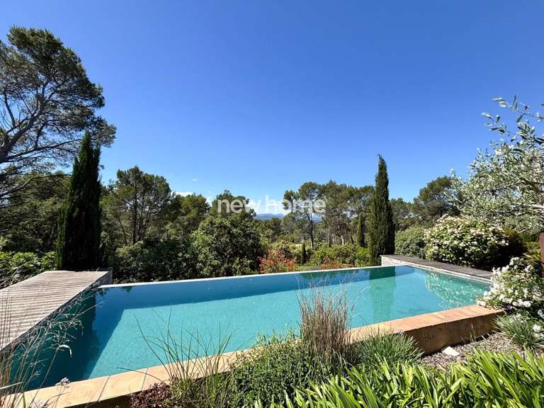 Maison Entrecasteaux - 4 chambres - 192m²