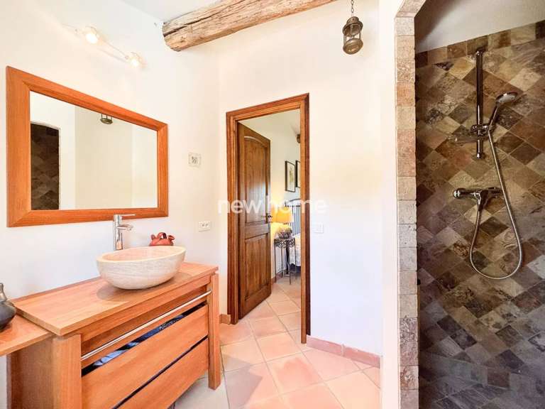Maison Entrecasteaux - 4 chambres - 192m²