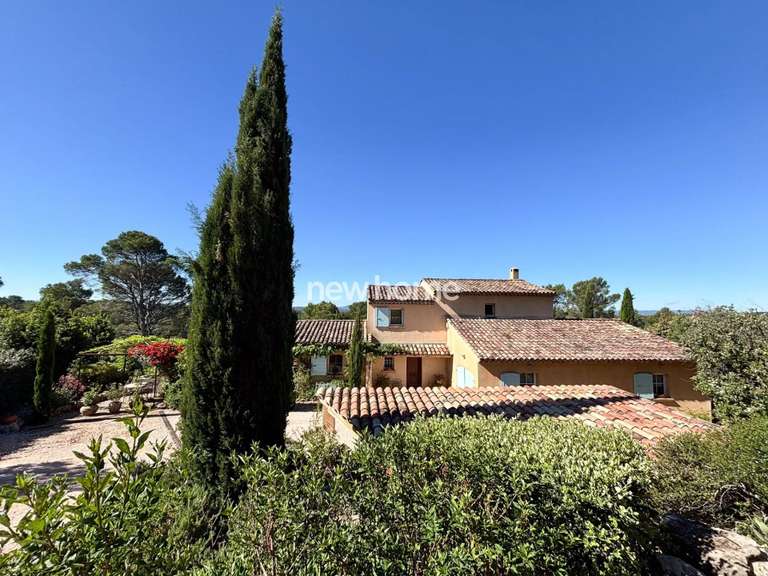 Maison Entrecasteaux - 4 chambres - 192m²