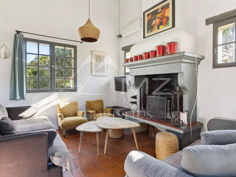 Propriété Entrecasteaux - 10 chambres - 350m²