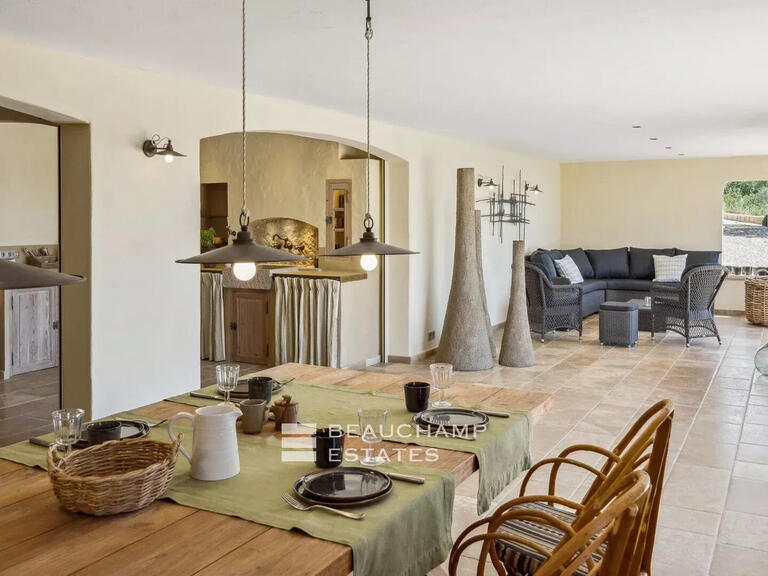 Villa Entrecasteaux - 3 bedrooms - 544m²