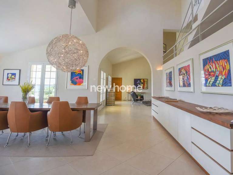 Villa Entrecasteaux - 6 bedrooms - 350m²