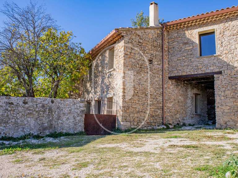 Maison Entrechaux - 5 chambres - 203m²