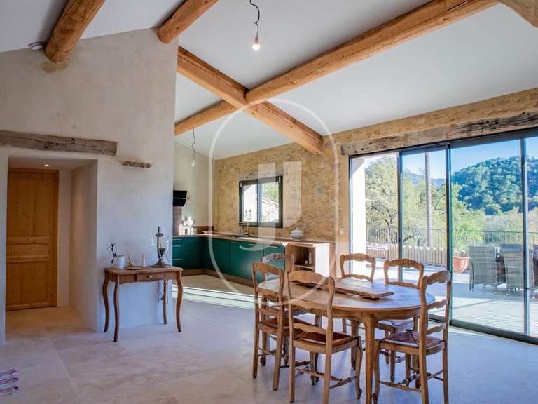 Maison Entrechaux - 5 chambres - 203m²