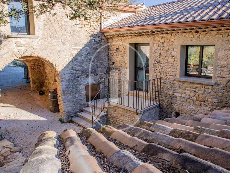 Maison Entrechaux - 5 chambres - 203m²