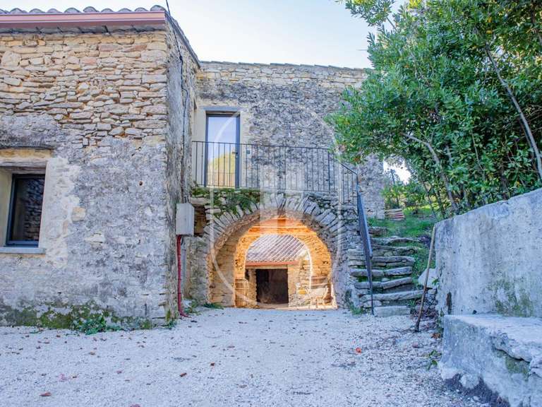 Maison Entrechaux - 5 chambres - 203m²