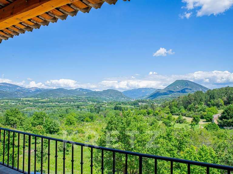 Maison Entrechaux - 5 chambres - 233m²