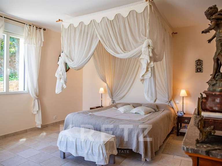 Maison Entrechaux - 5 chambres - 233m²