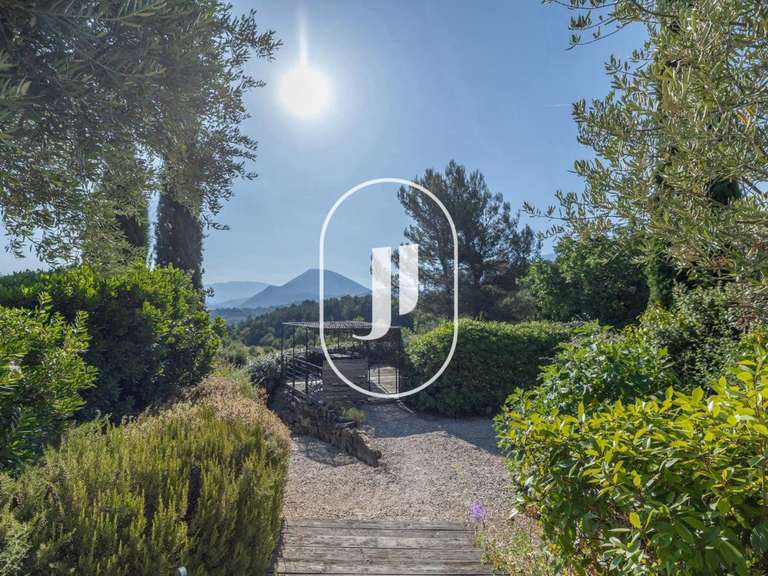 Villa Entrechaux - 5 bedrooms - 286m²