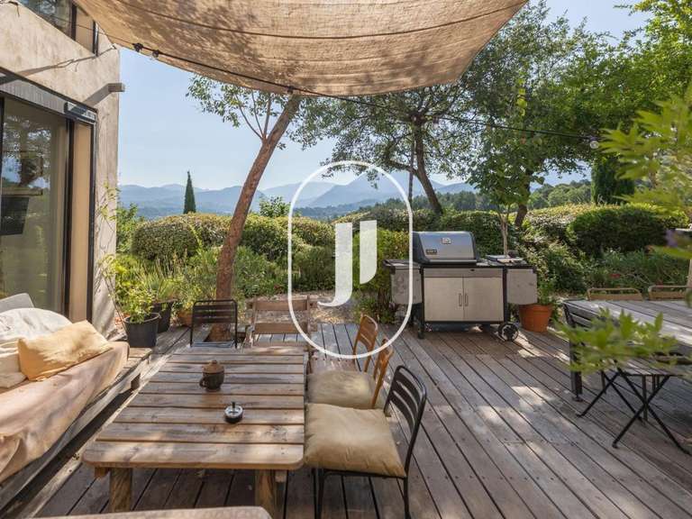 Villa Entrechaux - 5 bedrooms - 286m²